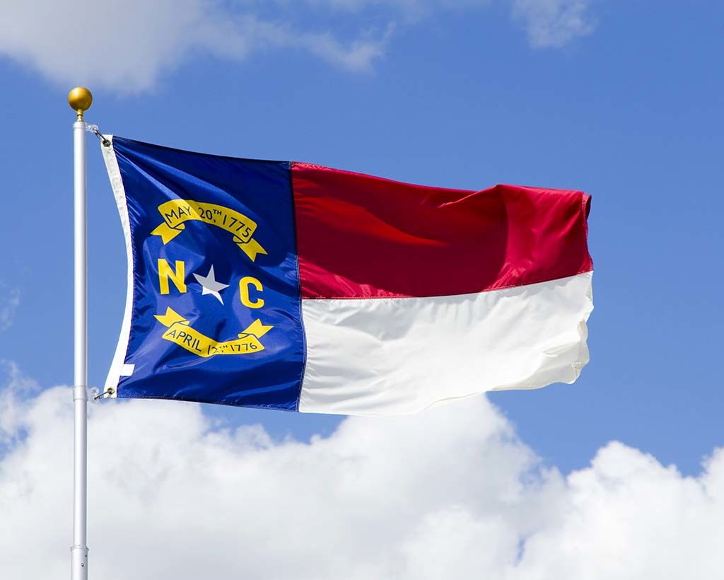 flag-of-north-carolina-state-symbols-usa